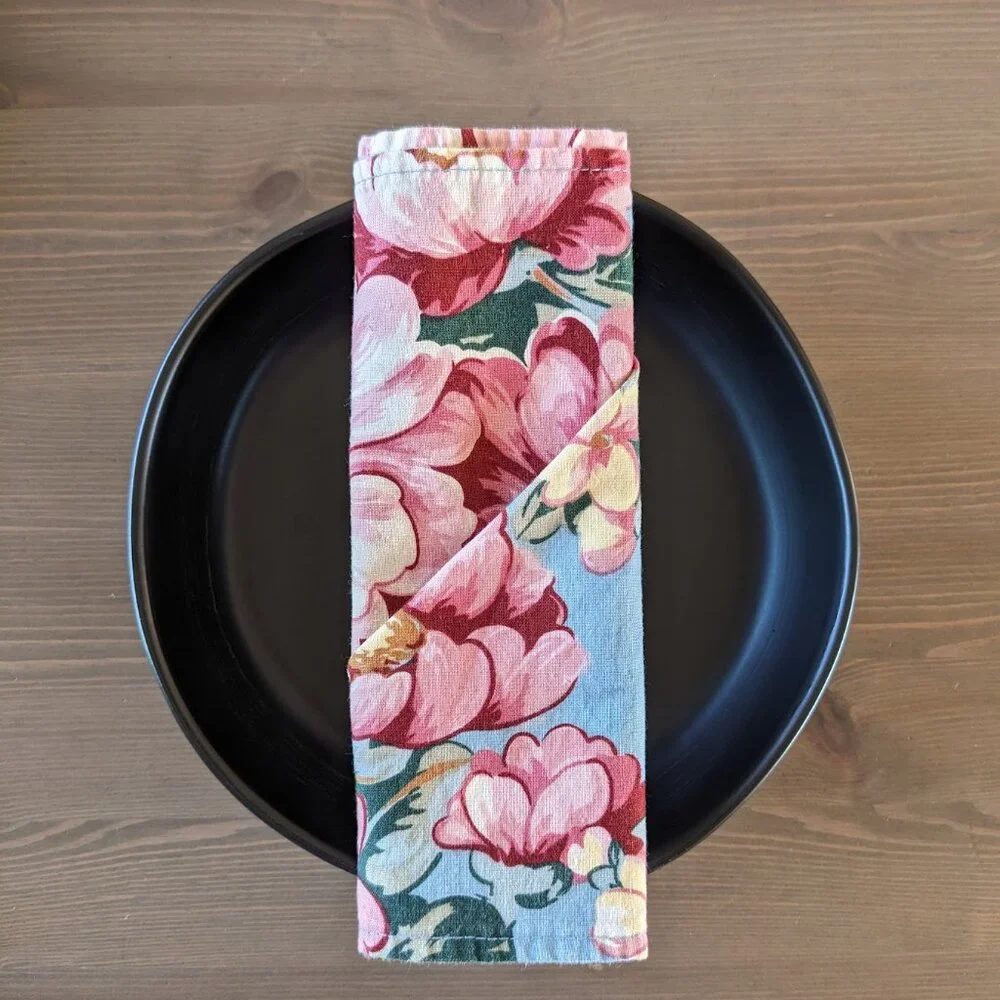 6 Vintage‎ Handmade Cloth Napkins - Romantic Floral Print on Blue Background